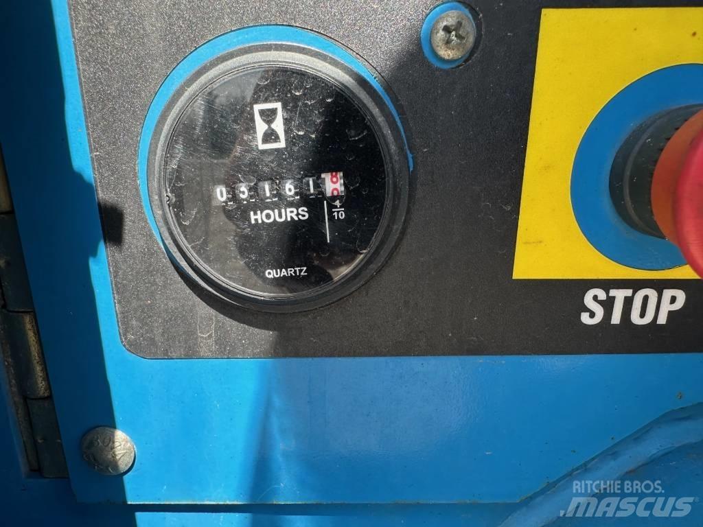 Genie GS 3268 RT シザースリフト