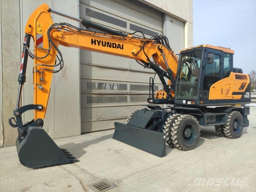 Hyundai HW 140 ホイール式油圧ショベル（パワーショベル・ユンボ・バックホー）