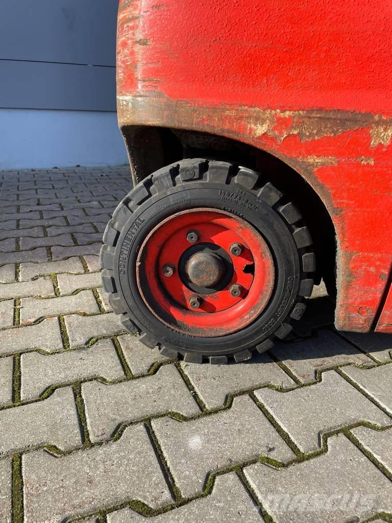 Linde E 16 P バッテリーフォークリフト