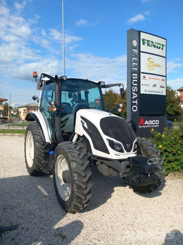 Valtra A 104 トラクター