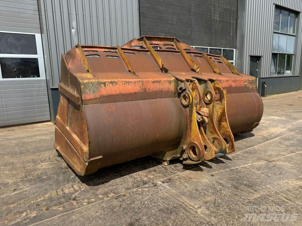 CAT Bucket 988H バケット