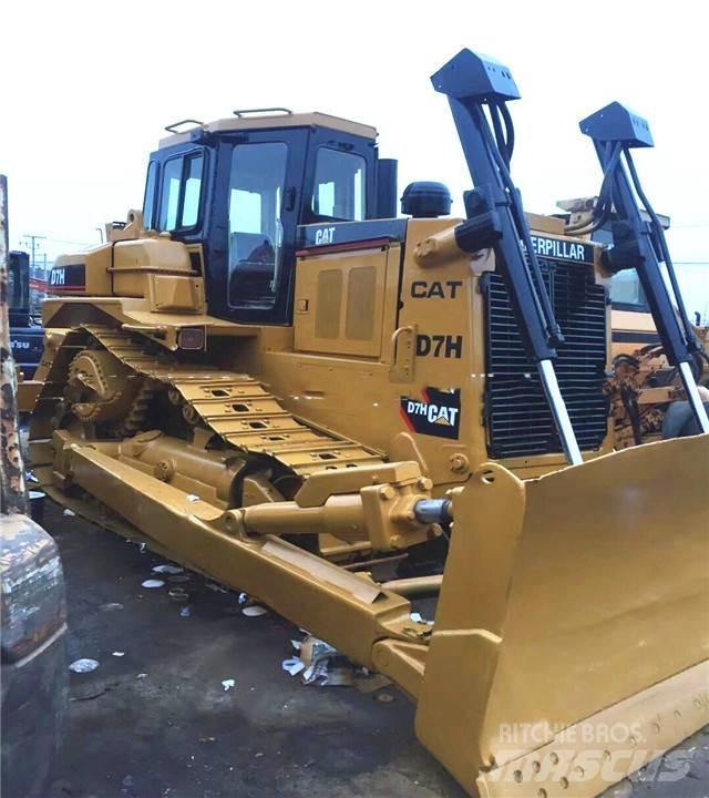CAT D7H ブルドーザー