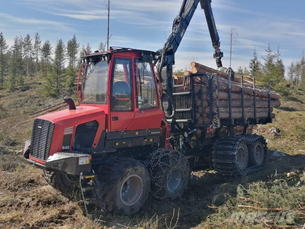 Komatsu 845 フォワーダー