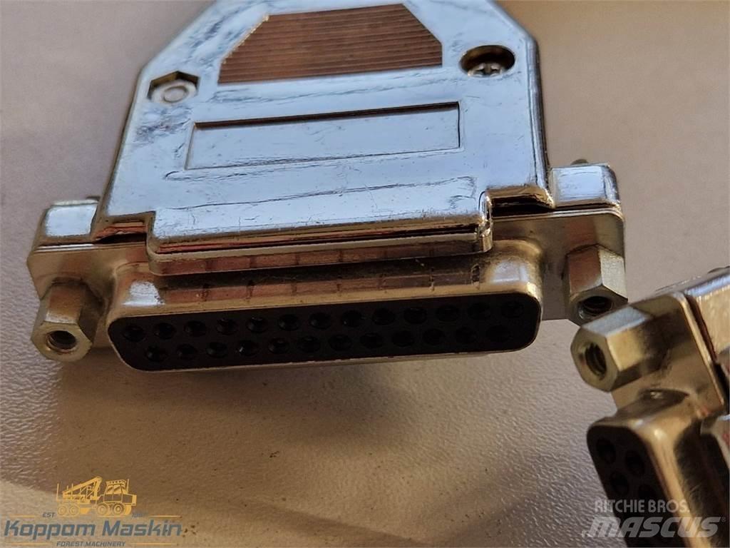 Rottne 401-13436 電子機器