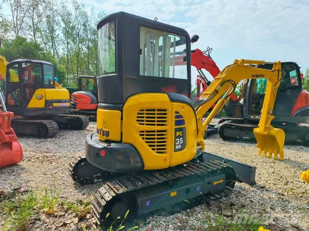 Komatsu PC 35 ミニ油圧ショベル 7t以下（ミニユンボ・ミニディガー）