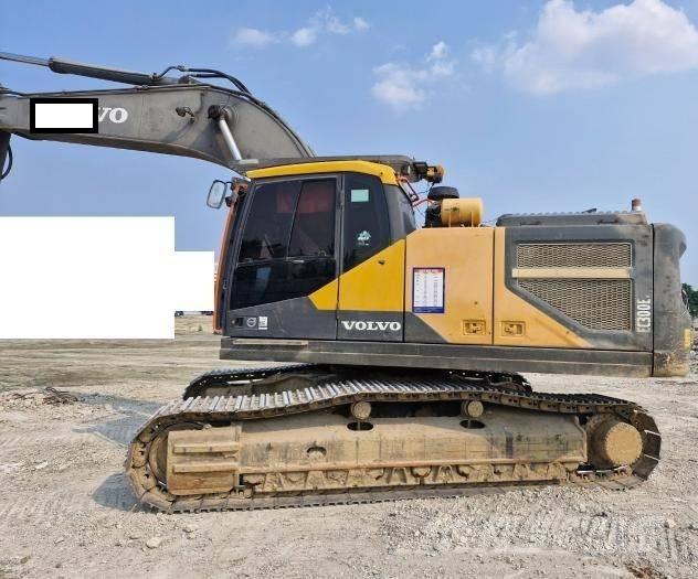 Volvo EC 300 EL 大型油圧ショベル12t以上（パワーショベル・ユンボ）