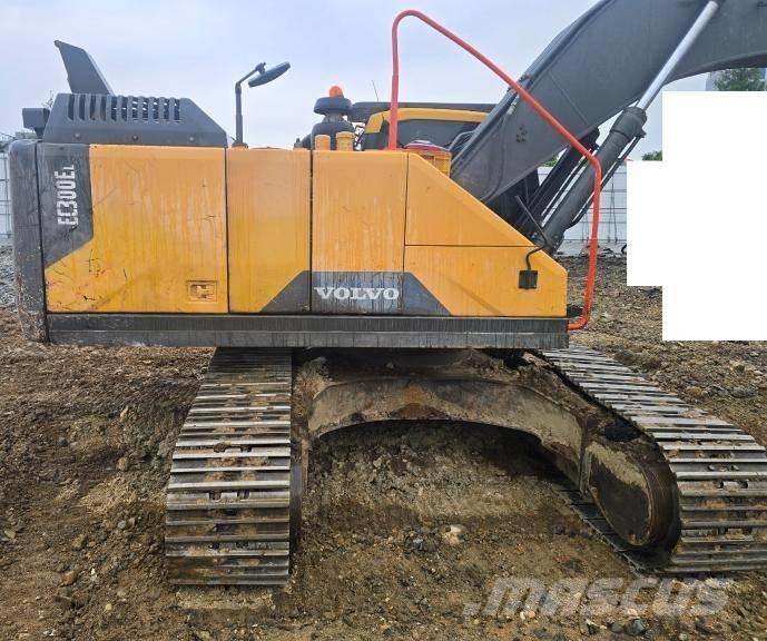 Volvo EC 300 EL 大型油圧ショベル12t以上（パワーショベル・ユンボ）