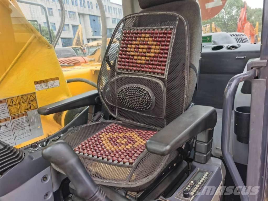 Komatsu PC 200-8 大型油圧ショベル12t以上（パワーショベル・ユンボ）
