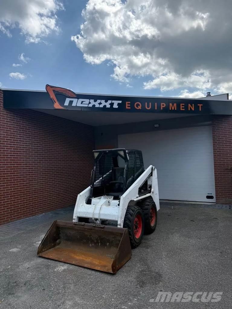 Bobcat S130 スキッドステアローダー