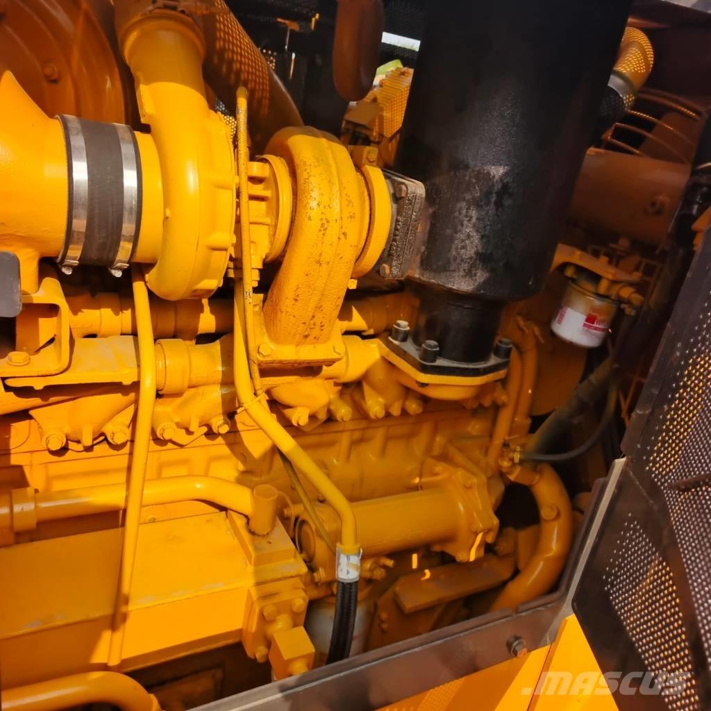 Shantui SD 22 ブルドーザー