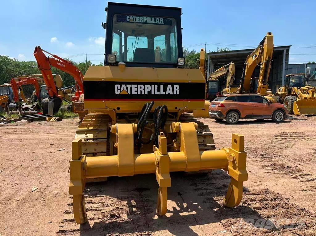 CAT D 6 G ブルドーザー