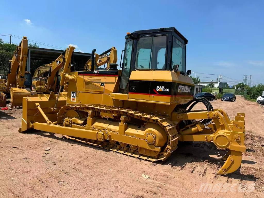 CAT D 6 G ブルドーザー