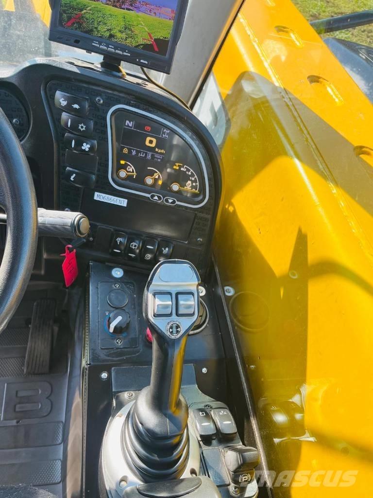 JCB 525-60 テレスコーピックハンドラー