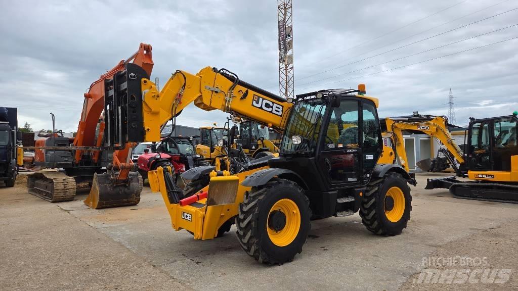 JCB 535-125 テレスコーピックハンドラー