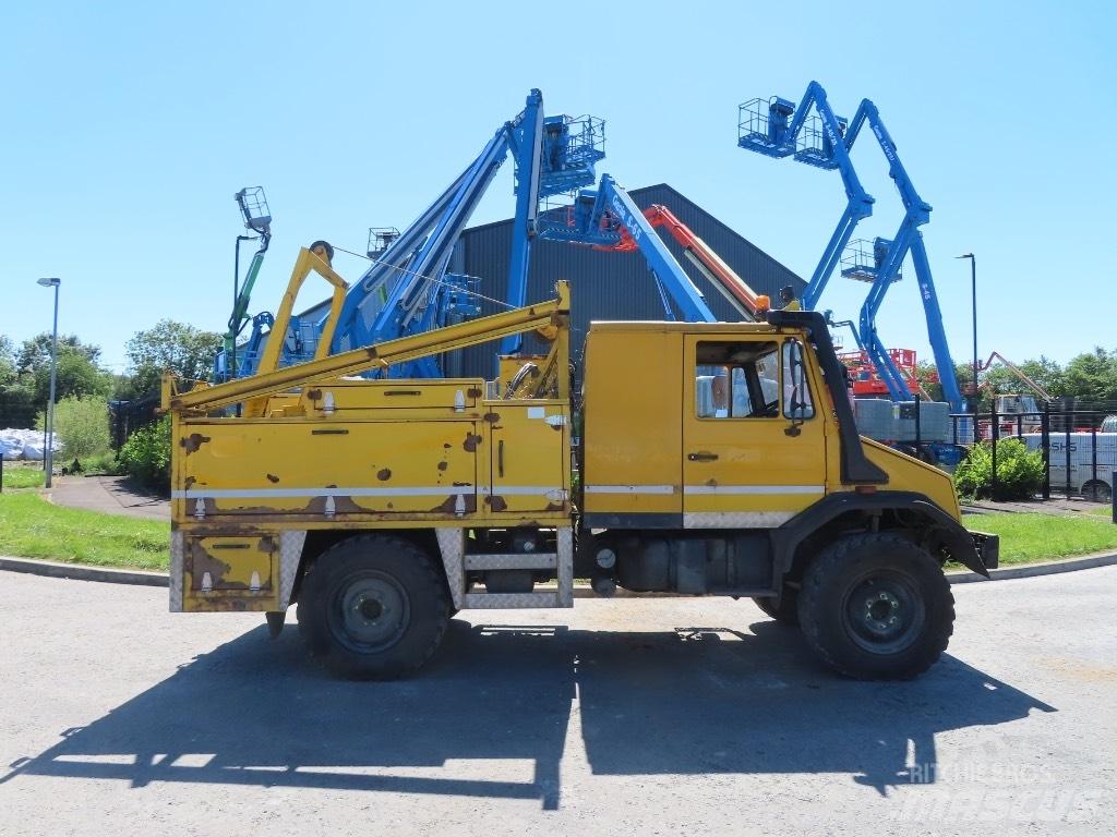 Unimog U 140 その他トラック