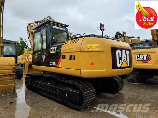 CAT 320 D2 L 大型油圧ショベル12t以上（パワーショベル・ユンボ）