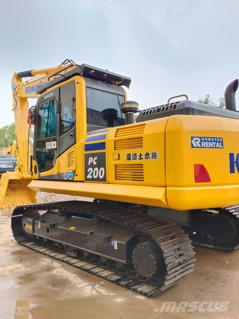 Komatsu PC 200-8 大型油圧ショベル12t以上（パワーショベル・ユンボ）