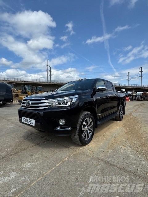 Toyota Hilux ピックアップ／ドロップサイド
