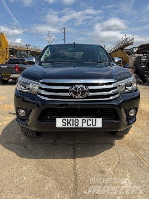 Toyota Hilux ピックアップ／ドロップサイド