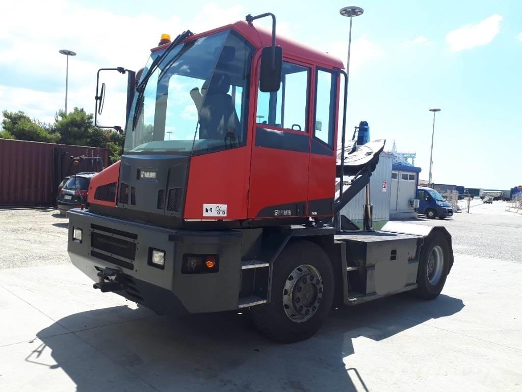 Kalmar TR618i ターミナルトラクター