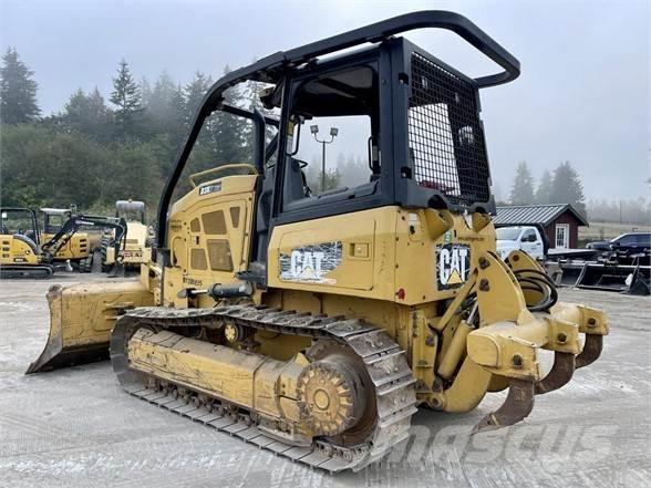 CAT D3K2 XL ブルドーザー