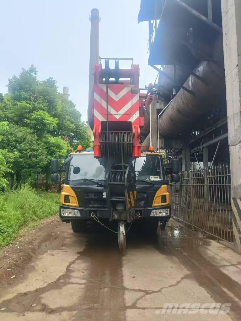 Sany SAC2600C8 オールテレーンクレーン