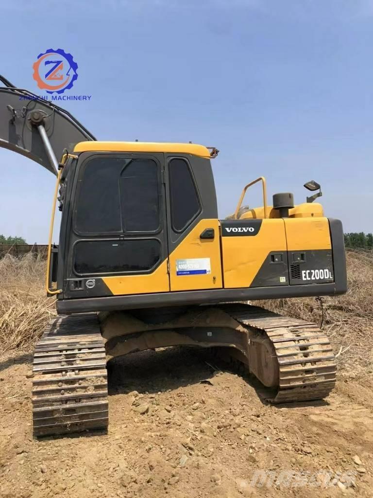 Volvo EC 200 大型油圧ショベル12t以上（パワーショベル・ユンボ）