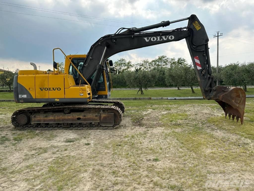 Volvo EC 140 B 大型油圧ショベル12t以上（パワーショベル・ユンボ）