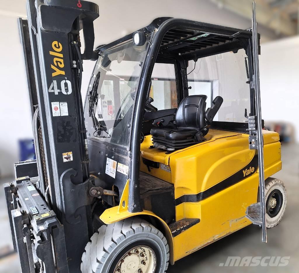 Yale ERP 50 VM バッテリーフォークリフト