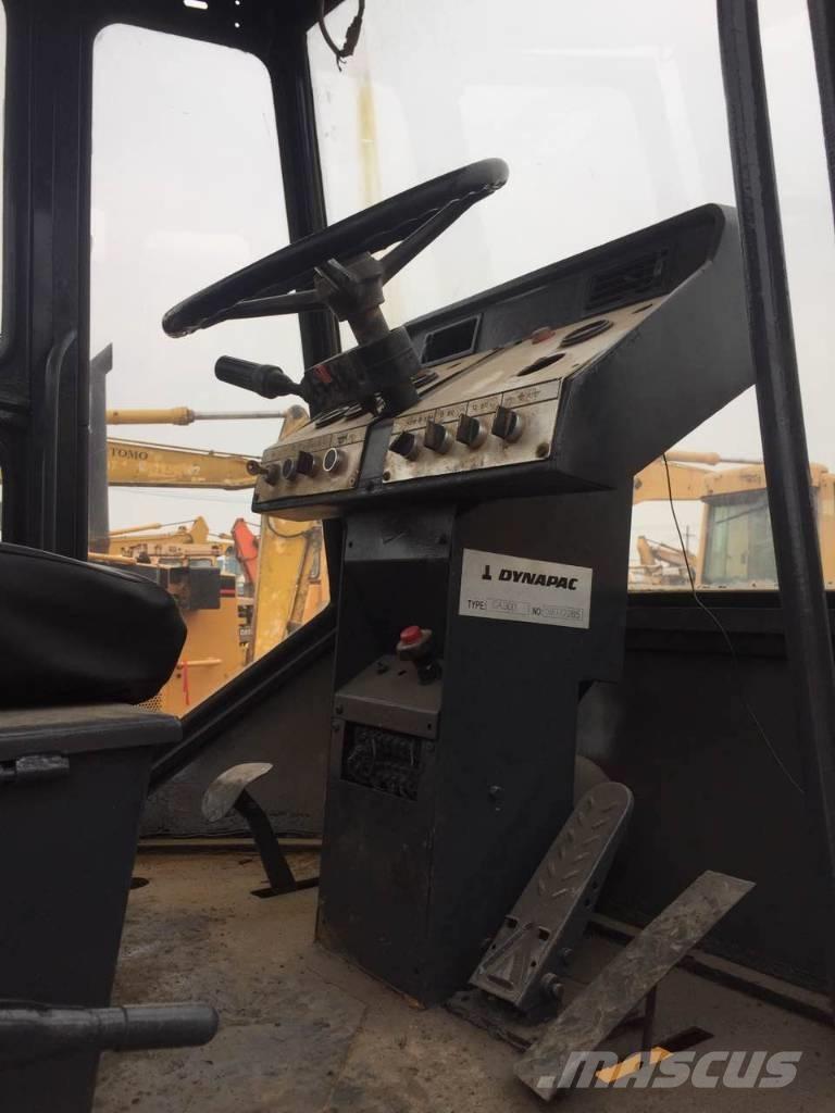 Dynapac CA 301 D 振動ローラ
