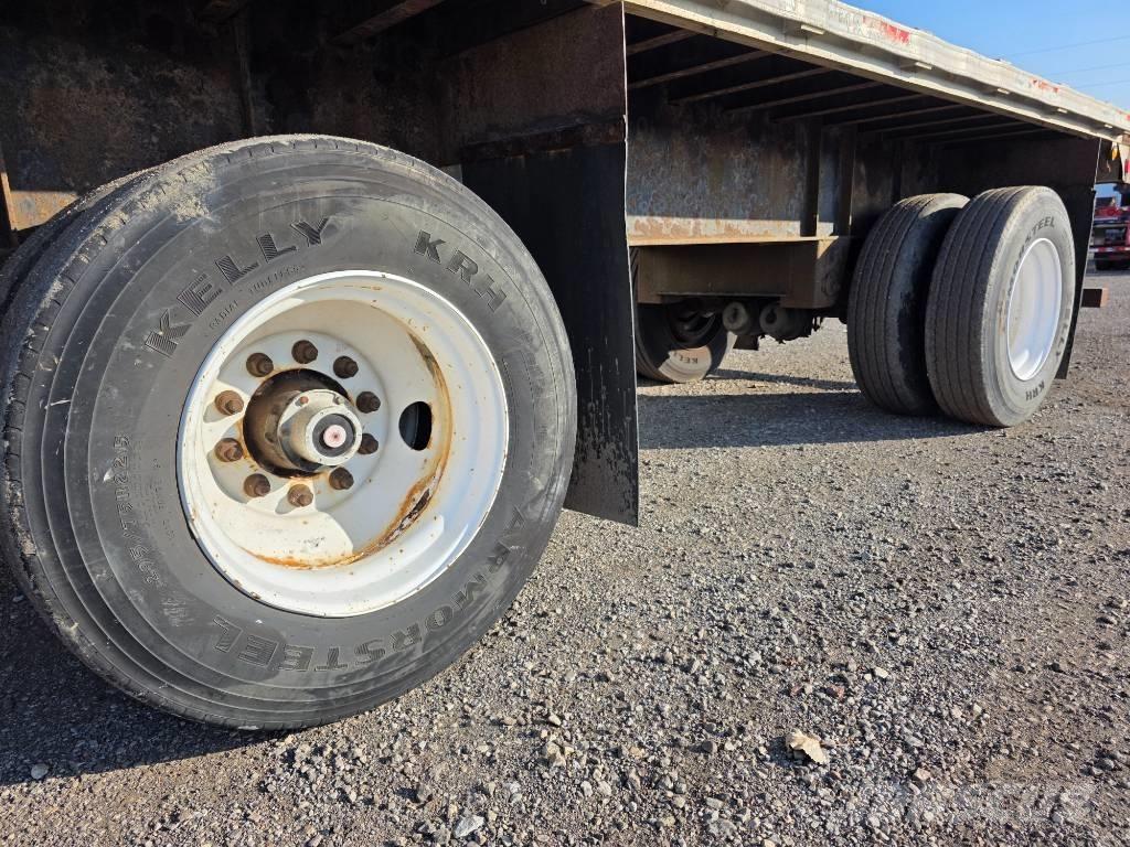 Fontaine 8050 フラットベッド／ドロップサイドトレーラー