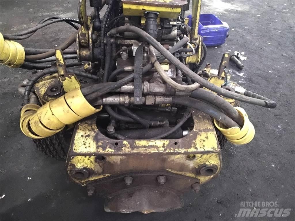 Timberjack 743 ハーベスタヘッド