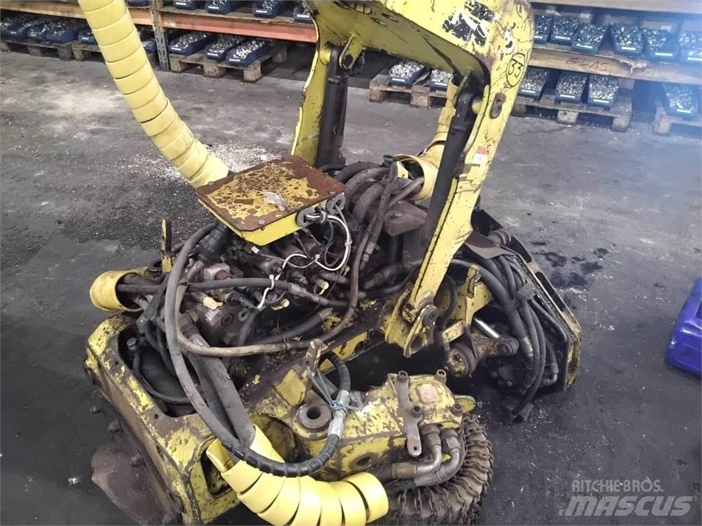Timberjack 743 ハーベスタヘッド