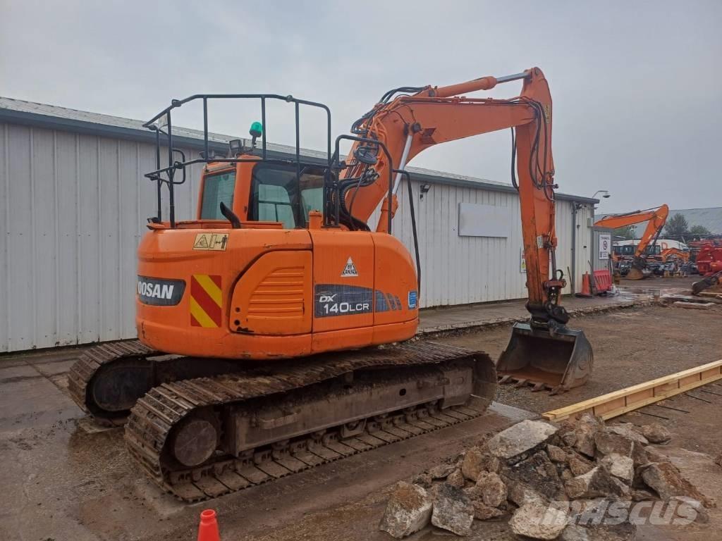 Doosan DX 140 LCR-3 大型油圧ショベル12t以上（パワーショベル・ユンボ）