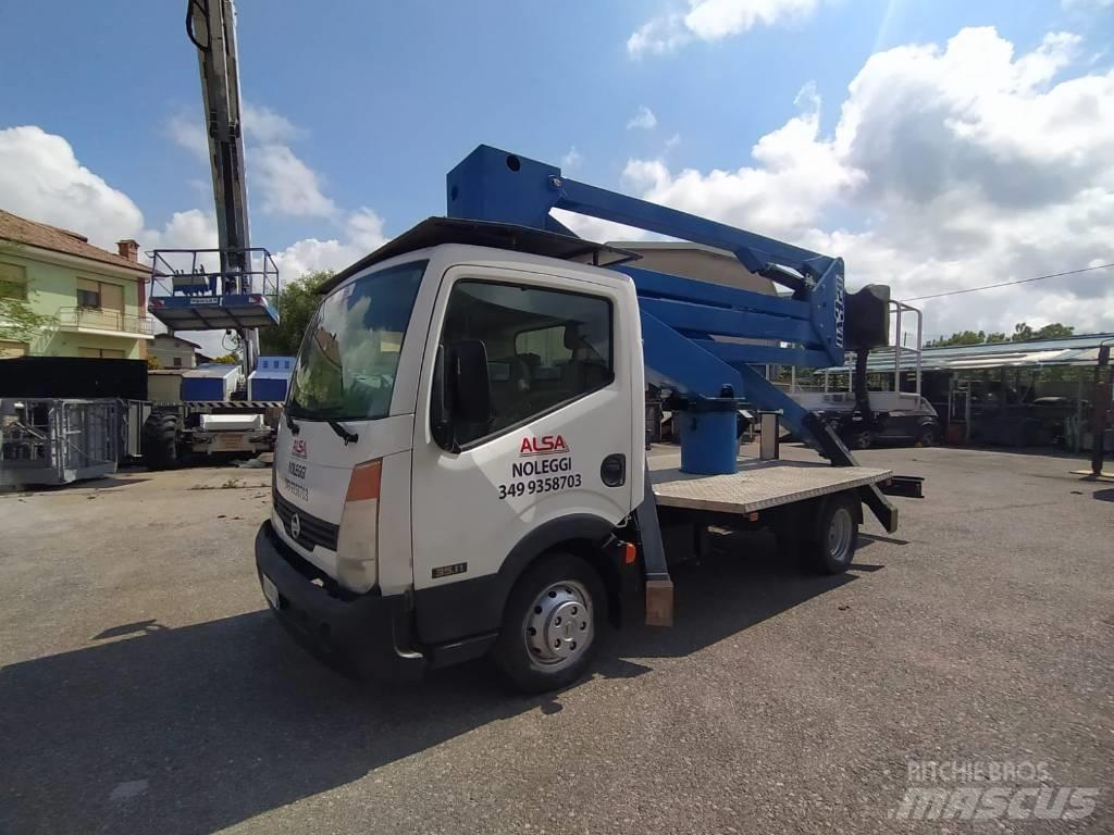 Socage DA 320 トラック高所作業車
