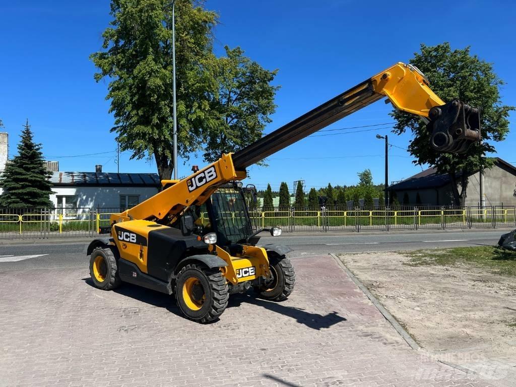 JCB 525-60 Hiviz テレスコーピックハンドラー