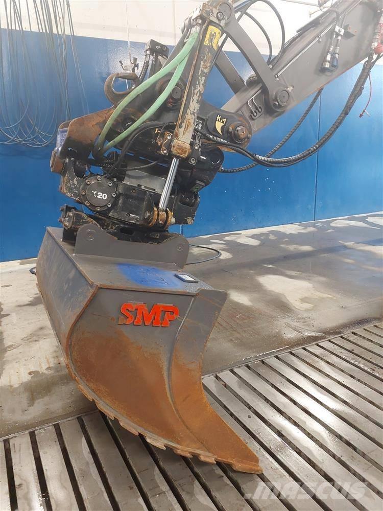 Volvo EWR 150 E ホイール式油圧ショベル（パワーショベル・ユンボ・バックホー）