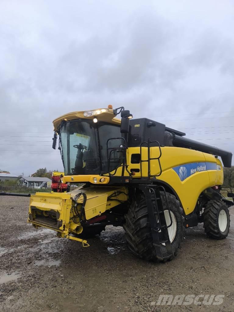 New Holland CX 8060 コンバイン
