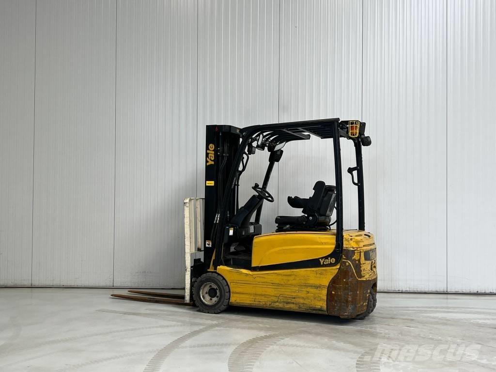 Yale ERP20VT LWB バッテリーフォークリフト