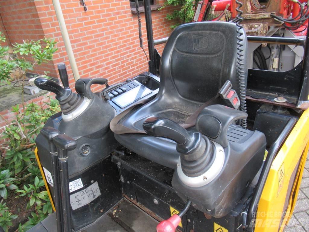 JCB 15 C -1 ミニ油圧ショベル 7t以下（ミニユンボ・ミニディガー）