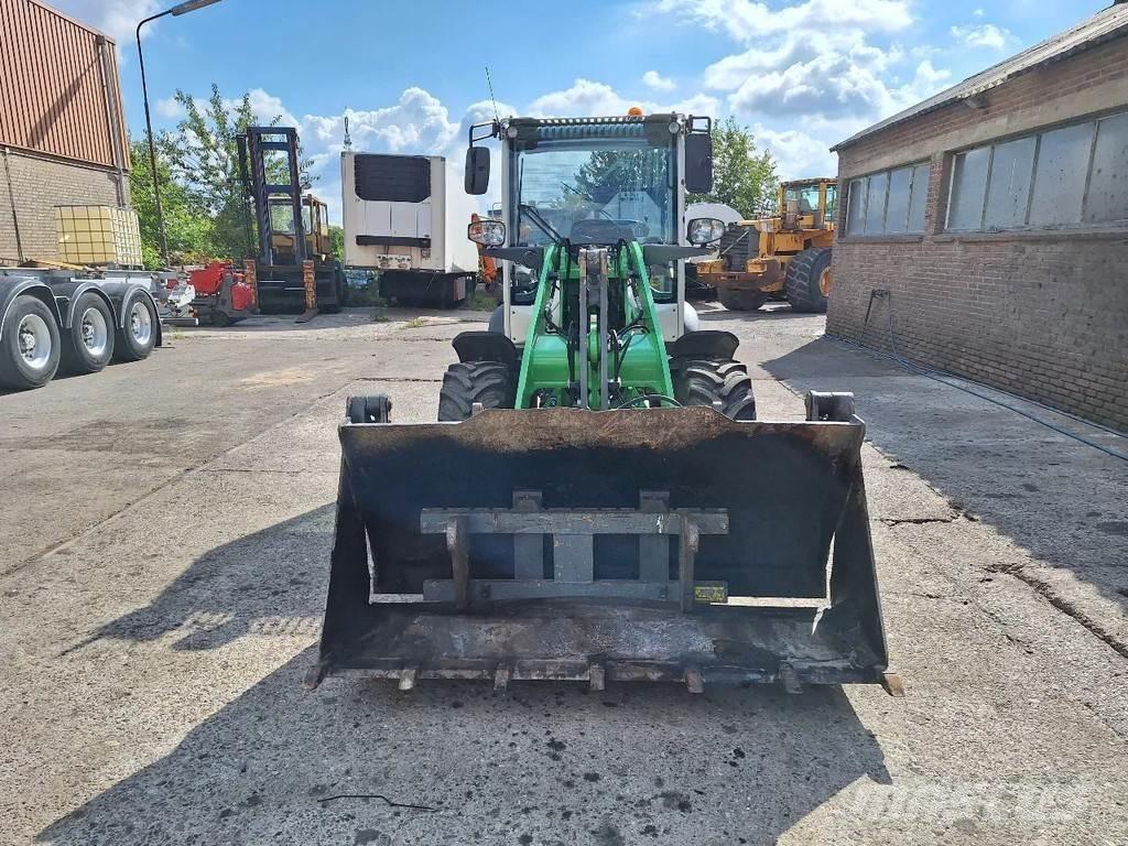 Liebherr L506C ミニローダー