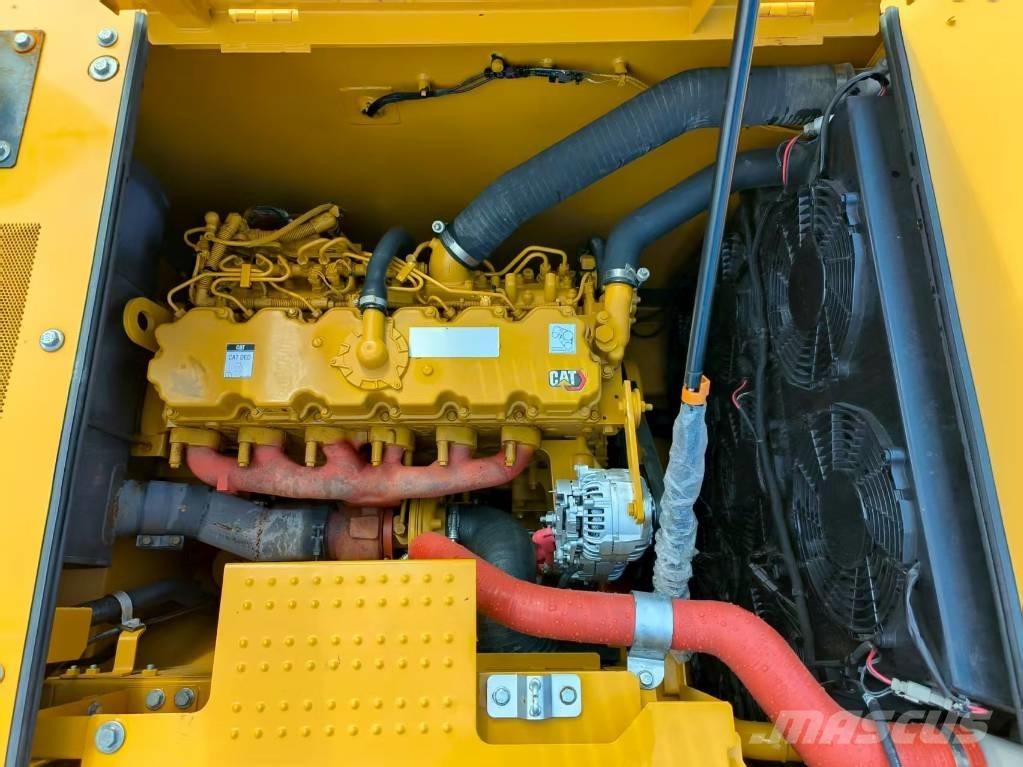 CAT 330GC 大型油圧ショベル12t以上（パワーショベル・ユンボ）