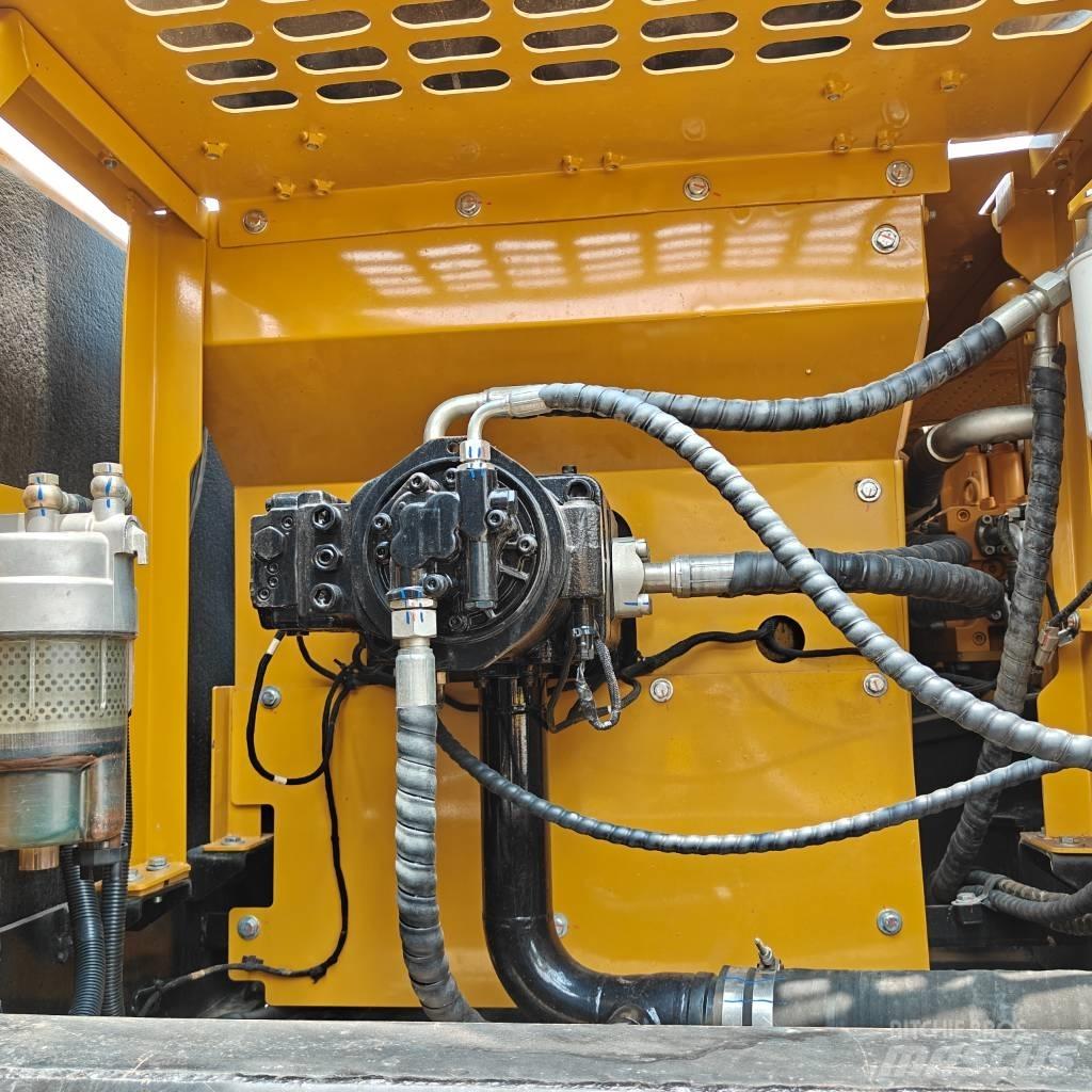 Sany 265C 大型油圧ショベル12t以上（パワーショベル・ユンボ）
