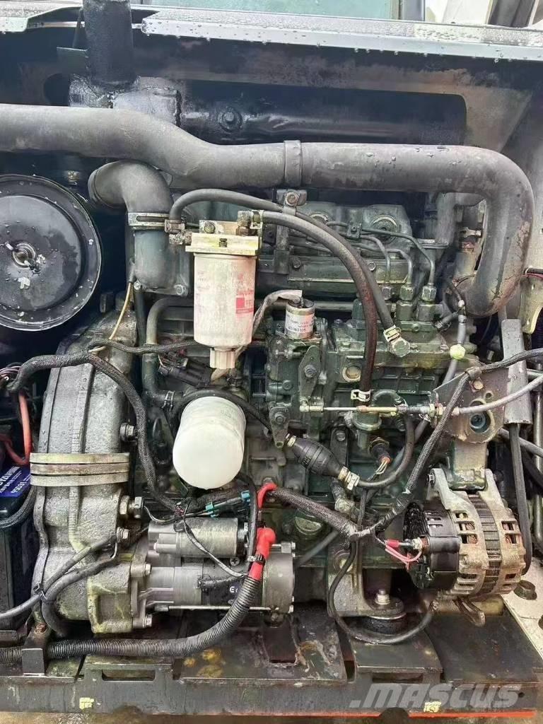 Bobcat S 300 スキッドステアローダー