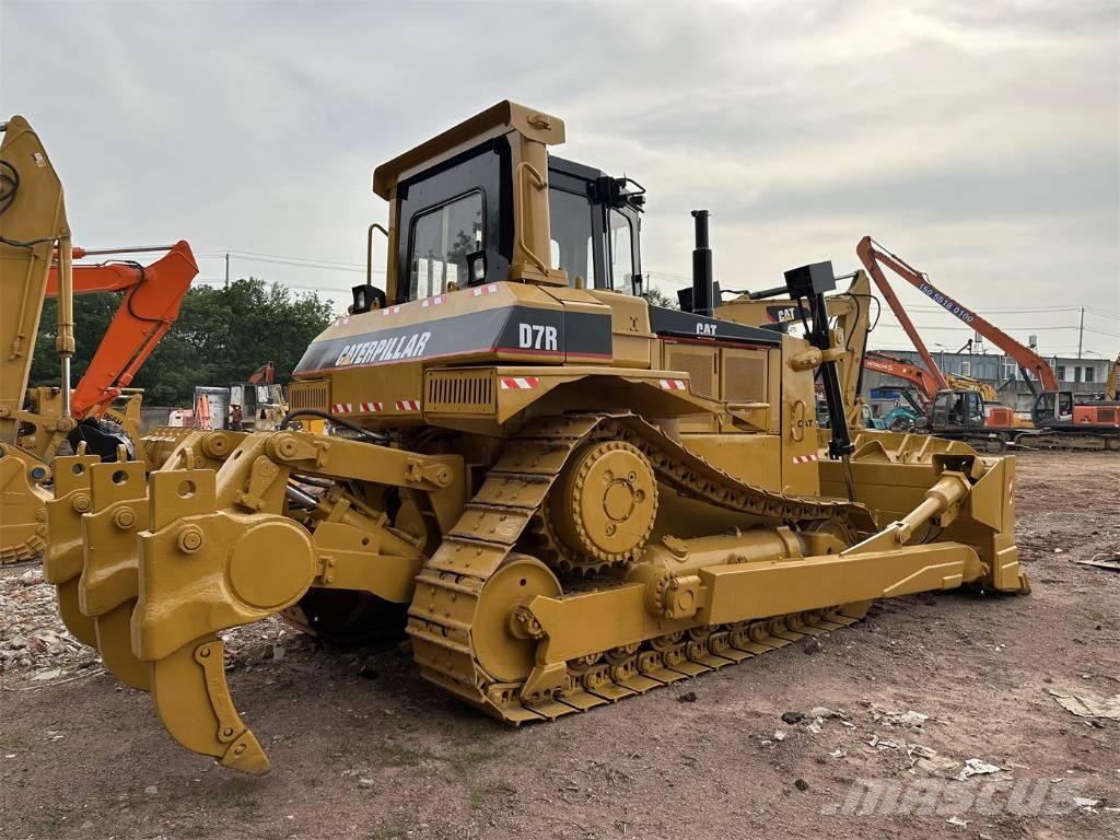 CAT D7R ブルドーザー