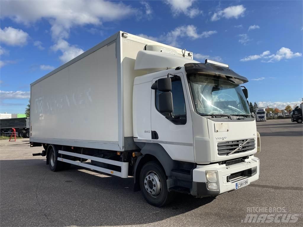 Volvo FL240 4x2 ボックスボディー、ウイング、箱車