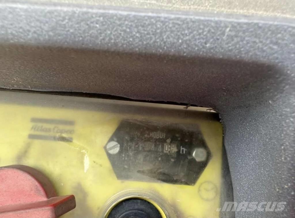 Atlas Copco 185 CFM コンプレッサー