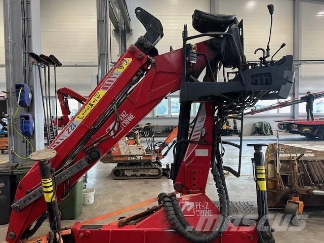 Penz 12Z 9.50 木材積込用クレーン