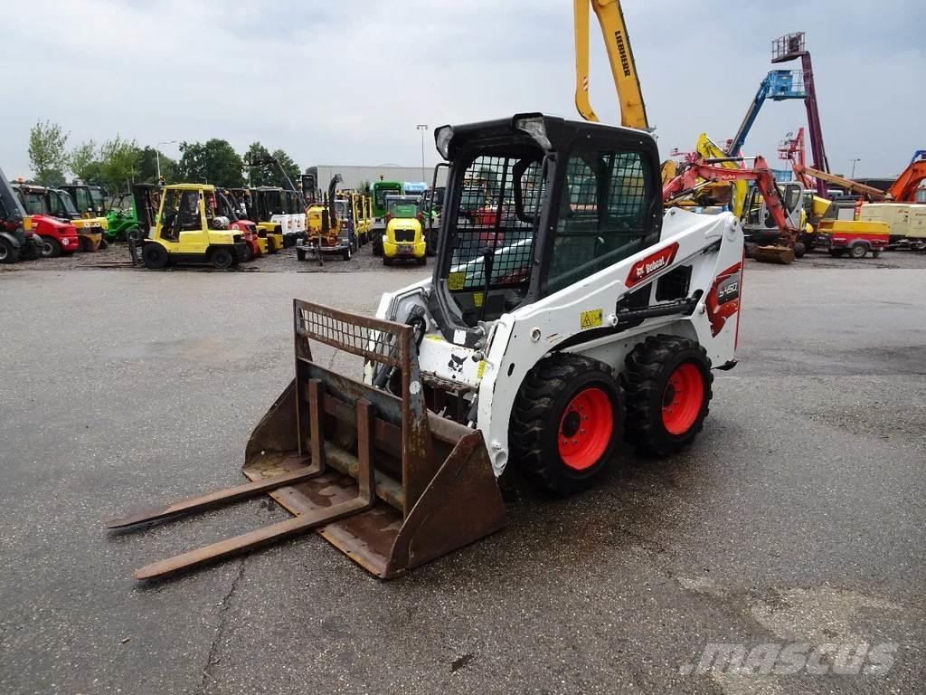 Bobcat S450 スキッドステアローダー