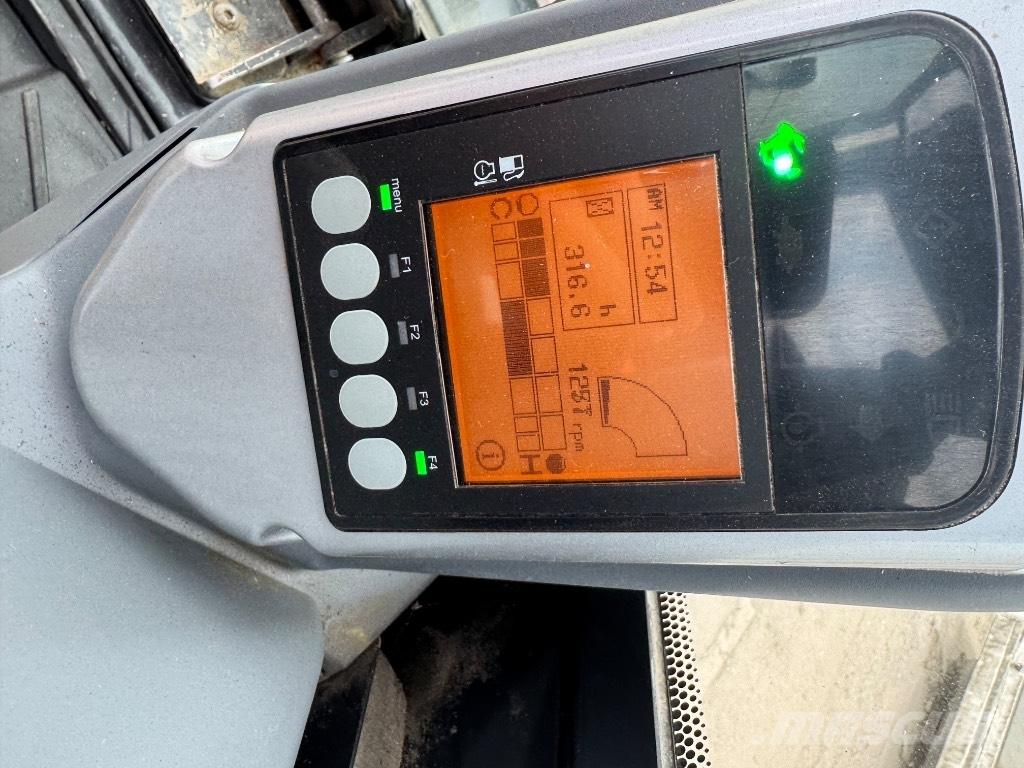Yanmar SV17VT (22325) ミニ油圧ショベル 7t以下（ミニユンボ・ミニディガー）